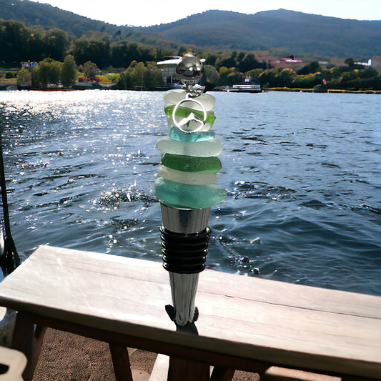 Wine Stopper With Mountain Charm