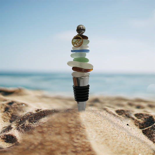 Wine Stopper With Gold Wave Charm